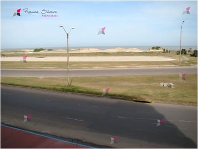 Apartamento en Brava, 3 dormitorios *