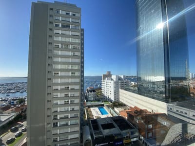 APARTAMENTO EN VENTA DE 3 DORMITORIOS EN PENINSULA PUNTA DEL ESTE