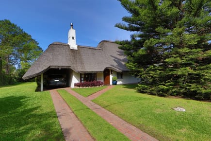 ALQUILER TEMPORAL CASA 3 DORMITORIOS PLAYA MANSA PUNTA DEL ESTE