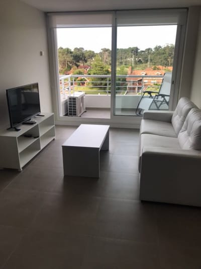 VENTA APARTAMENTO 1 DORMITORIO AV ROOSEVELT PUNTA DEL ESTE