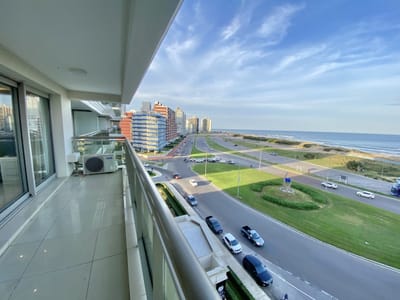 VENTA APARTAMENTO 3 DORMITORIOS - IMPERIALE I