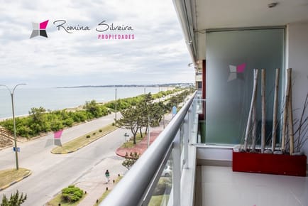 Vista plena al mar, Punta del Este, se financia el 50% en 24 meses