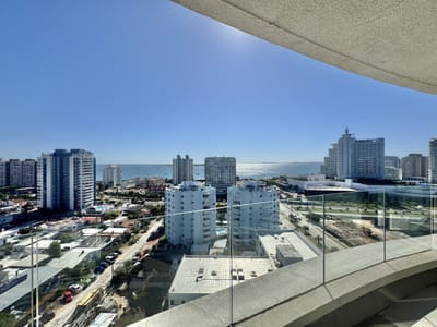 VENTA DE APARTAMENTO DE 3 DORMITORIOS EN EDIFICIO ARTOWER PUNTA DEL ESTE