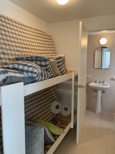 VENTA DE APARTAMENTO DE 2 DORMITORIOS EN BRAVA PUNTA DEL ESTE
