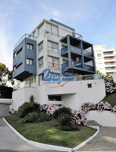 Apartamentos en Playa Brava