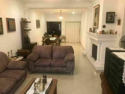 VENDO CASA SOBRE HERNANDARIAS Y JEJUI