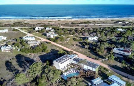 HOTEL EN VENTA EN JOSE IGNACIO PUNTA DEL ESTE