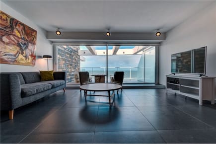 APARTAMENTO ALQUILER FRENTE AL MAR PUNTA DEL ESTE
