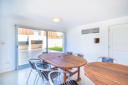 APARTAMENTO EN VENTA 4 DORMITORIOS CON PARRILLERO