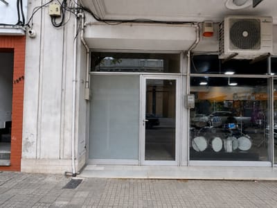 Amplio local comercial en alquiler