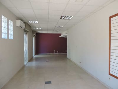 Local centrico ideal para escritorio profesional