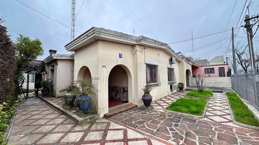GRAN CASA EN VENTA 5 DORMITORIOS
