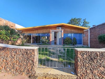 VENTA GRAN CASA CENTRICA EN PAYSANDU