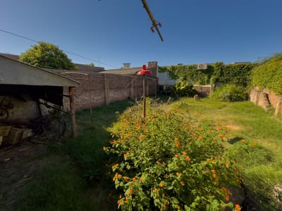 Casa amplia y céntrica con gran potencial