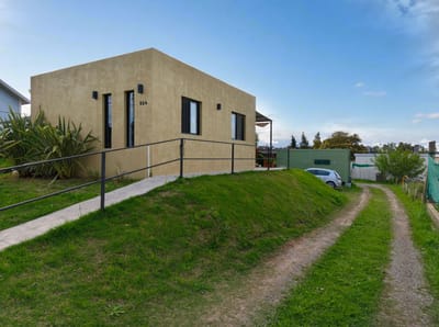 Venta Casa y Contenedor Real San Carlos, Colonia