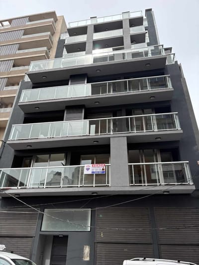 1 Dormitorio, parrillero, tza, Cordón.