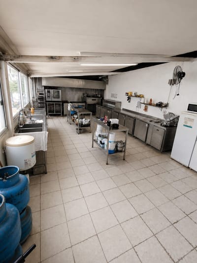 Alquilo Planta de Elaboración Totalmente Equipada