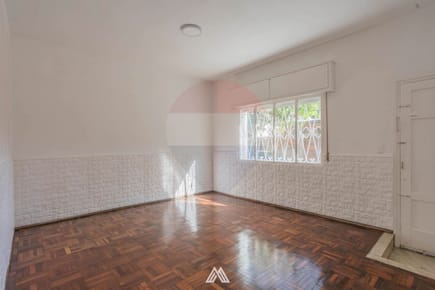 VENTA CASA 2 DORM, COCHERA, FONDO EN BUCEO/UNION