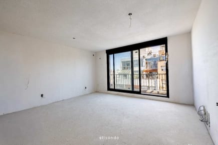 Venta Monoambiente con cochera Tres Cruces