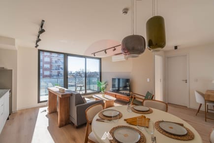 2 dorm piso 16 con terraza orientado al frente
