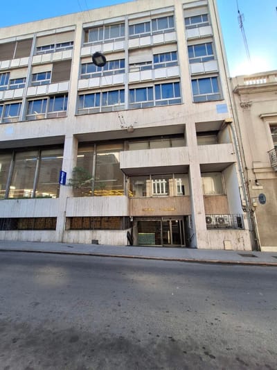 ALQUILER DE OFICINA EQUIPADA EN EDIFICIO CITIBANK