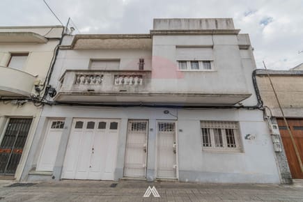 VENTA CASA 3 DORMITORIOS ESC BLANQUEADA GGE AZOTEA