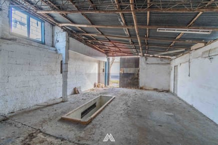 VENTA DE DEPÓSITO Y APARTAMENTO 1 DORMITORIO PANDO