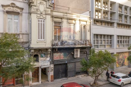 VENTA CENTRO EDIFICIO PENSION Y 2 LOCALES RENTADOS