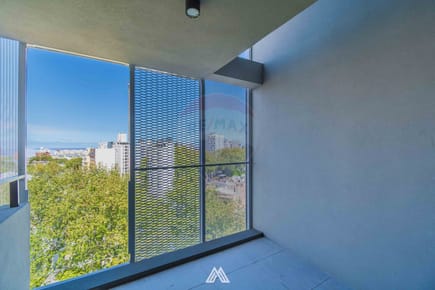VENTA APTO 2 DORM CORDON FRENTE CON COCHERA