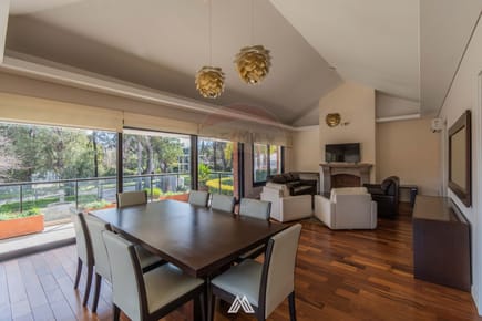 Venta apto en Carrasco 3 Suites, jardín y piscina