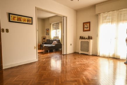 Venta apartamento 3 dorm. + servicio - Centro