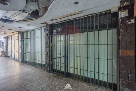 VENTA LOCAL COMERCIAL EN GALERIA CORDON