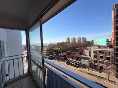 VENTA APTO 3 DORMITORIOS BALCÓN Y GARAGE POCITOS