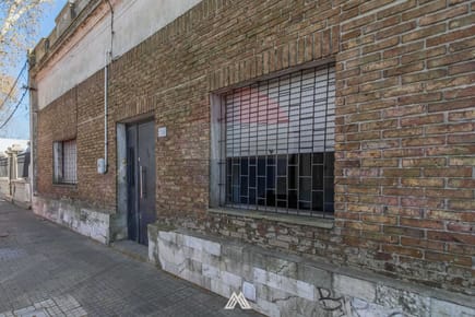 SE VENDE CASA 3 DORMITORIOS EN CAPURRO, MONTEVIDEO