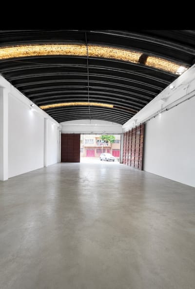 VENTA DEPOSITO GALPON/ EXPLANADA LA COMERCIAL
