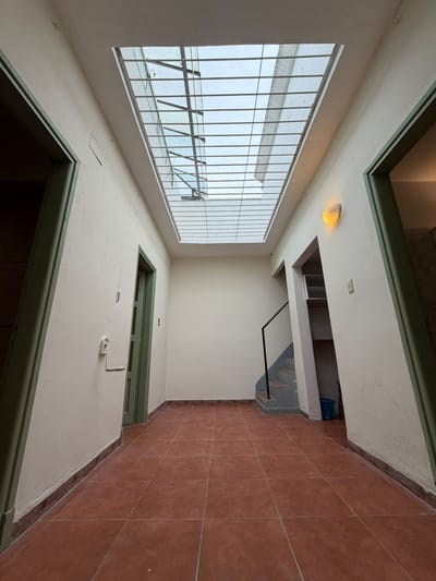 Venta apto 2 o 3 dorm., azotea, Atahualpa.