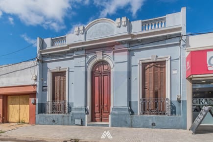 Alquiler de gran casa  centro de Pando