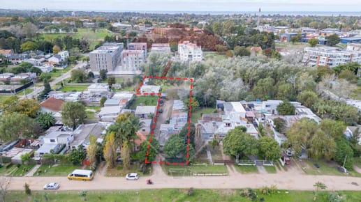 VENTA Terreno 2.591 m2 en Carrasco Norte y 5 Casas