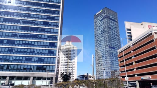 Oficina en venta frente a Montevideo Shopping