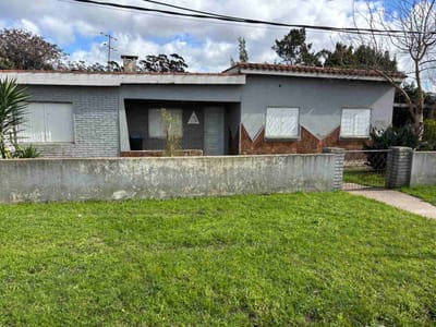 Alquiler casa de 2 dormitorios con fondo en Pando