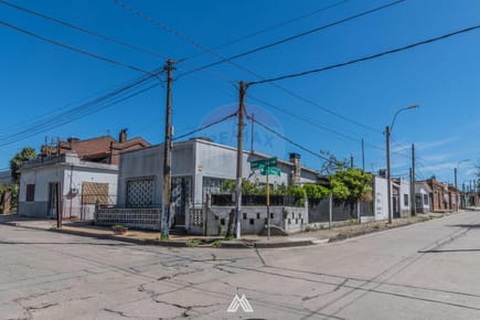 Venta de casa en Pando dos dormitorios y garaje