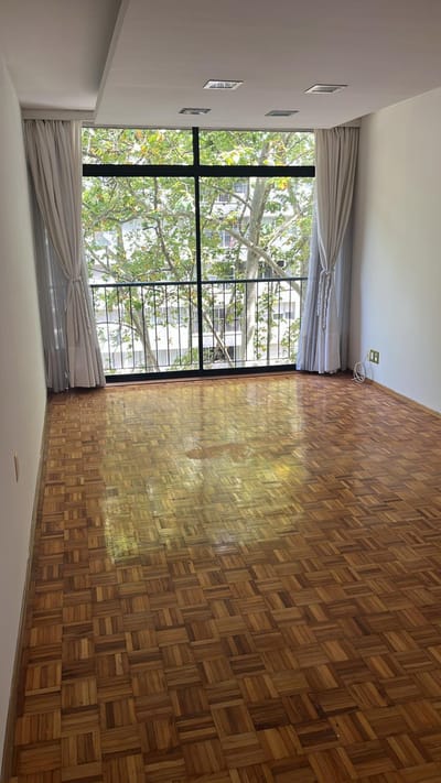 Venta apartamento dos dormitorios garaje Pocitos