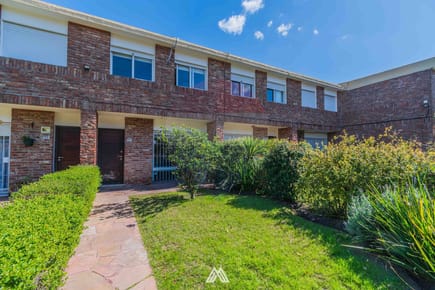 VENTA CASA EN PUNTA GORDA 3DORMITORIOS 2B COCHERA