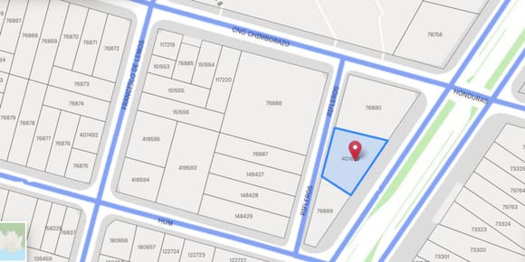 Venta Terreno con mejoras y deposito Cerrito