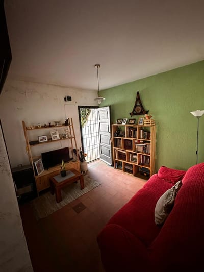 Venta casa dos dormitorios cochera Malvin