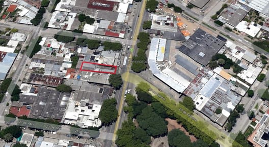 Venta de TERRENO sobre 8 de octubre