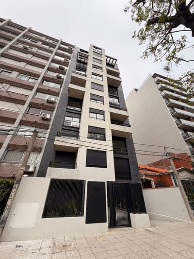 Venta apto dos dormitorios dos baños Parque Batlle