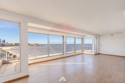 Venta Apto Pocitos 3 Dorm. Serv. Garaje x 2 Rambla