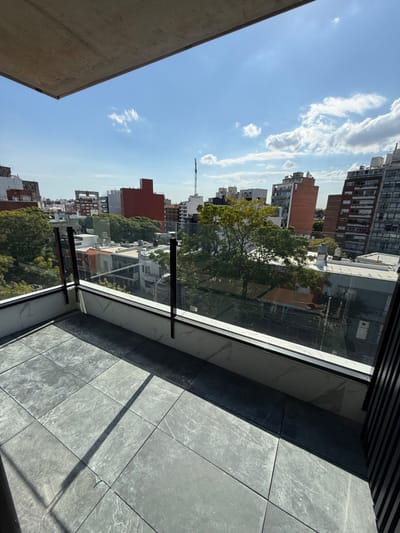 VENTA APTO 2 DORM 2 BAÑOS BALCÓN POCITOS GARAGE