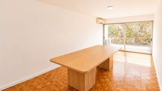 Vende apartamento Pocitos 3 dorm 2baños y balcones